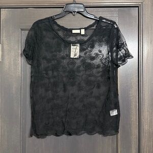 Hinge NWT women’s Black Lace Top M